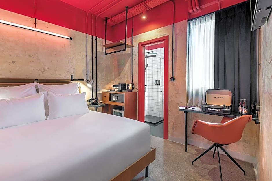 DAVE Red Athens - Son of a Brown