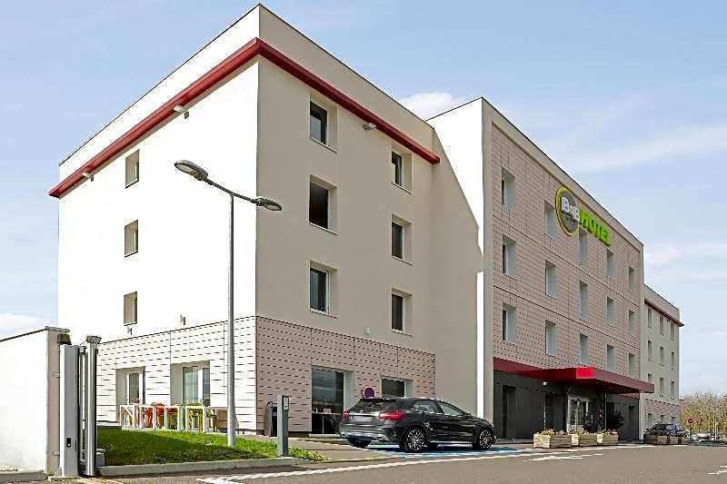 B&B HOTEL CHARTRES Oceane