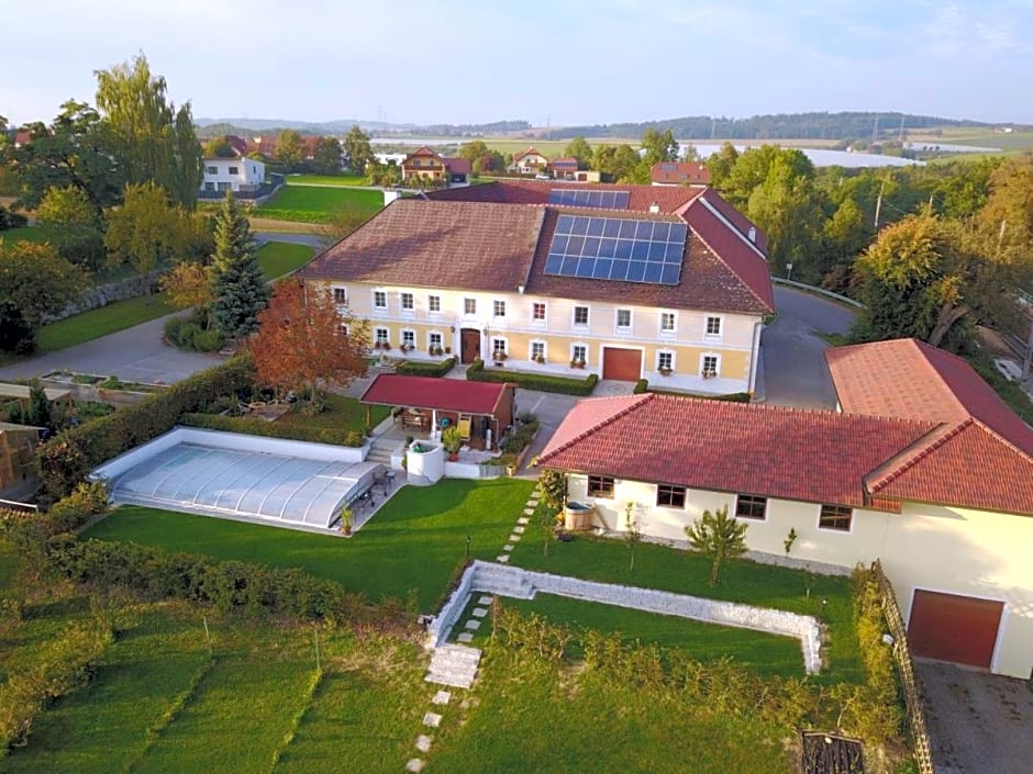 Lindenhof- Fam. Forstmayr