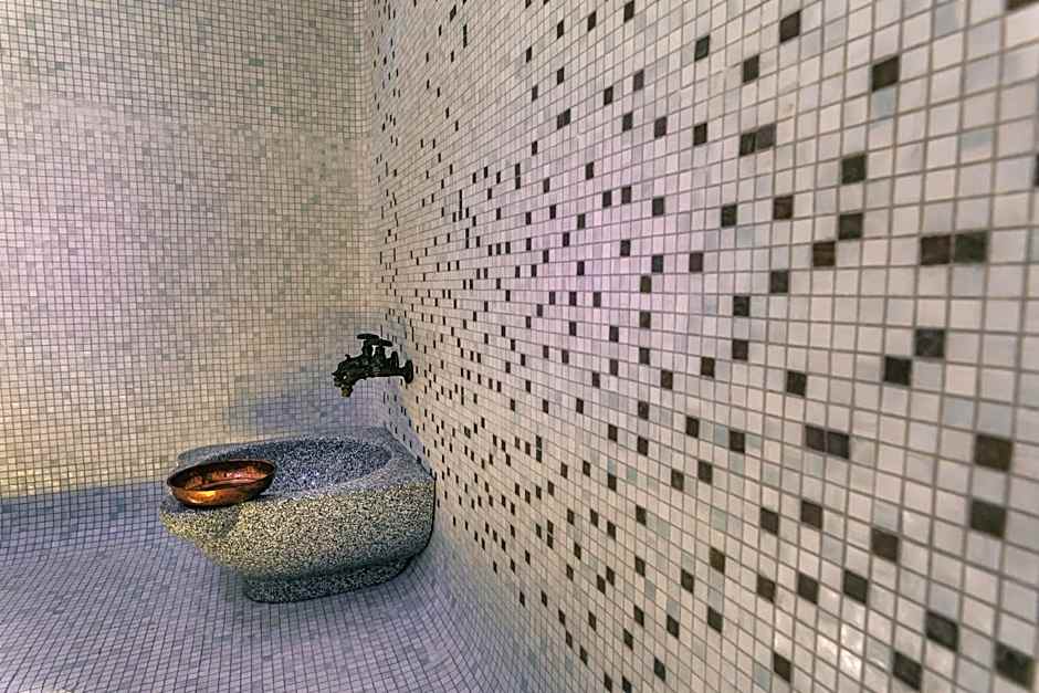 Mandachi Hotel & SPA