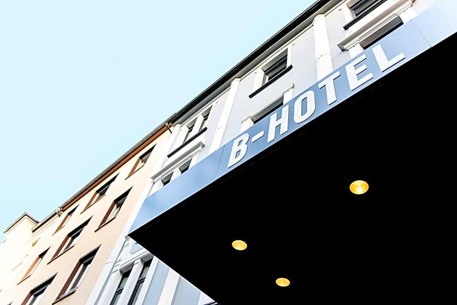 B-Hotel