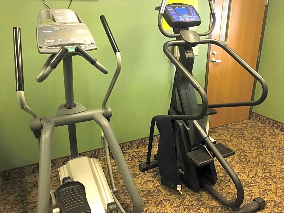 SureStay Plus Hotel by Best Western Bettendorf