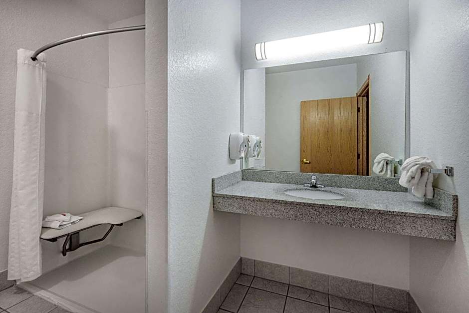 Ramada by Wyndham Keystone Near Mt Rushmore