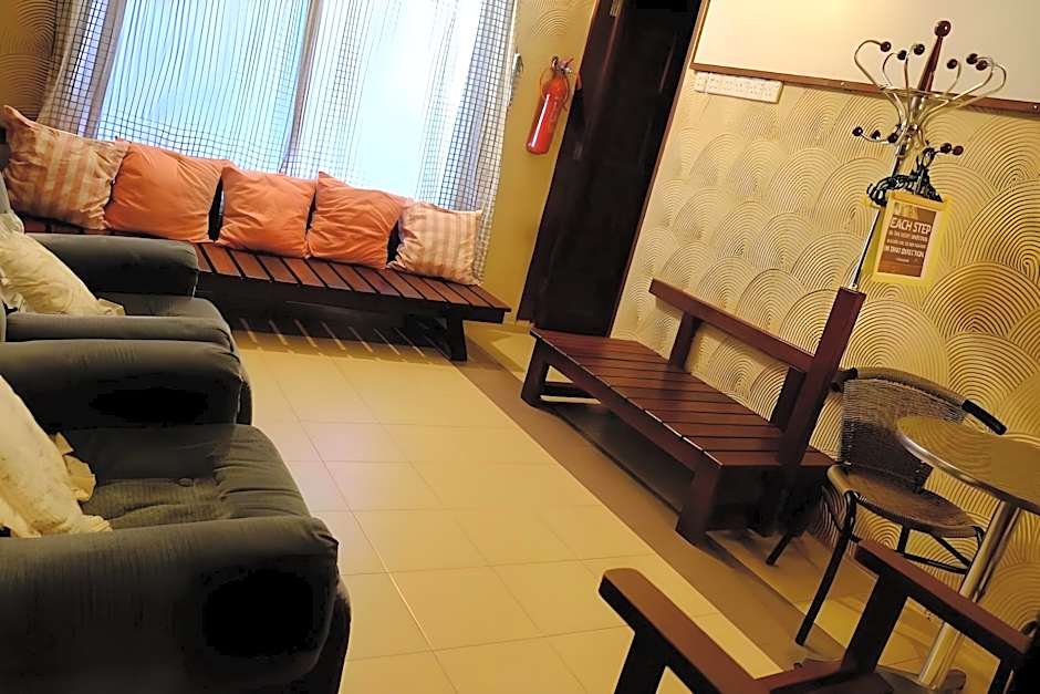 TNT Novelty Vacation House