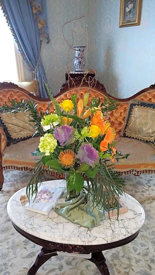 Alexander Mansion Bed & Breakfast