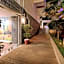 HMA Hotel & Suites