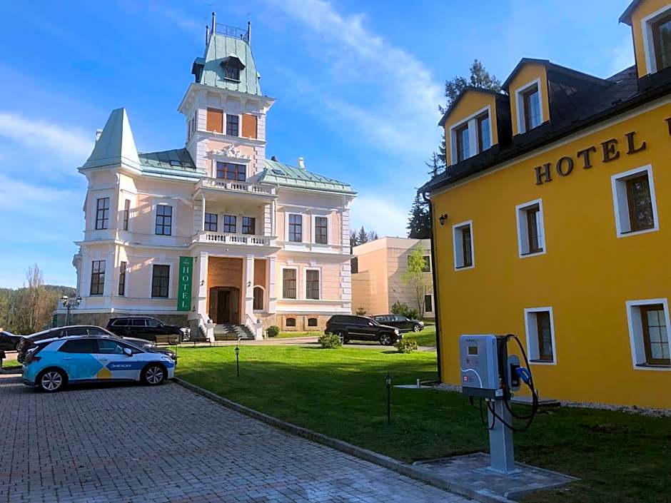 Hotel Château Cihelny