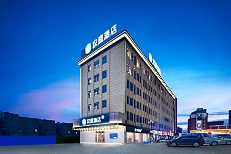 Hanting Hotel Fengcheng Railway Station