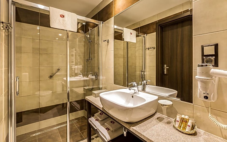 Hotel Kryształ Conference & Spa