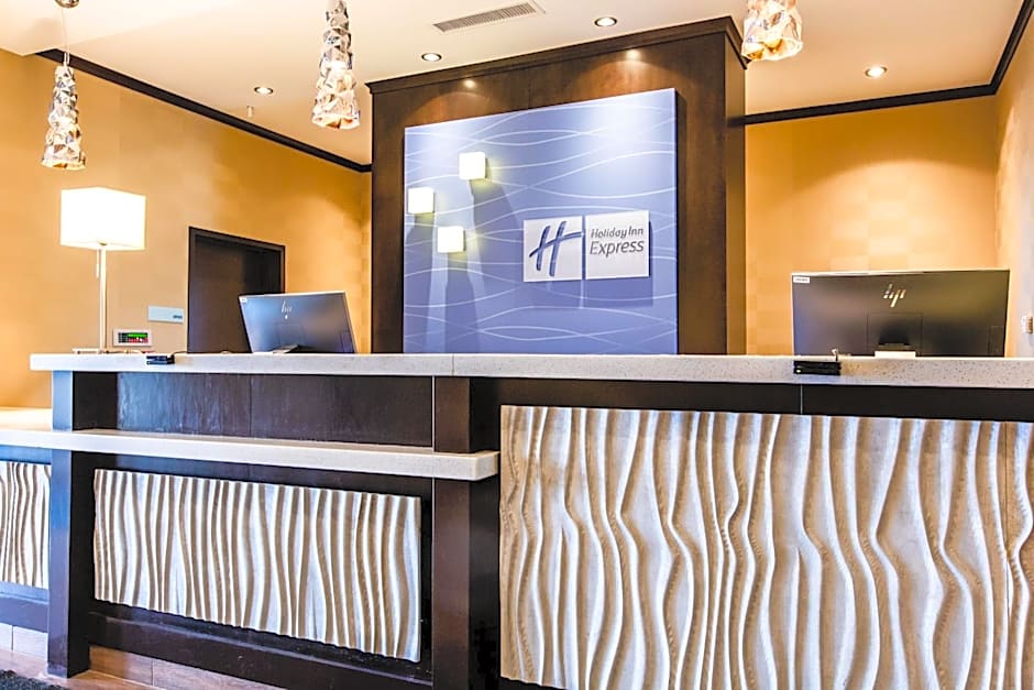 Holiday Inn Express & Suites Spruce Grove - Stony Plain By IHG