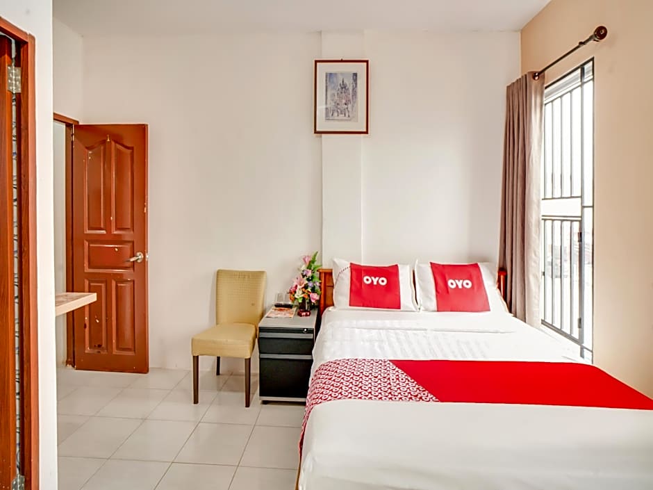 OYO 90024 Botania Homestay & Cafe