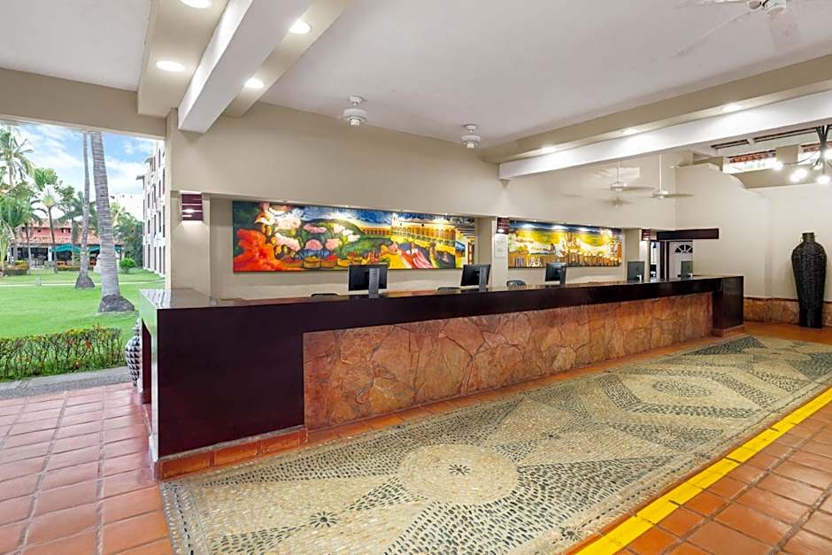 Grand Decameron Complex Bucerias, A Trademark All-Inclusive Resort