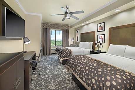 2 Queen Beds