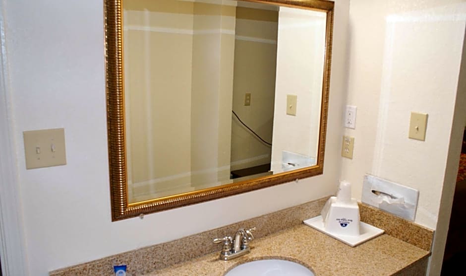 Americas Best Value Inn Fort Jackson