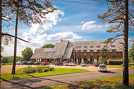 Abzali Hotel and Restaurant with self check-in