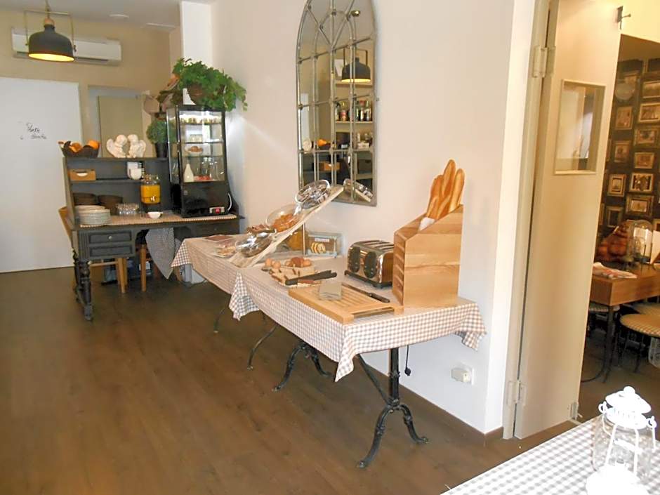 Hôtel-Restaurant "Chez Carrière"