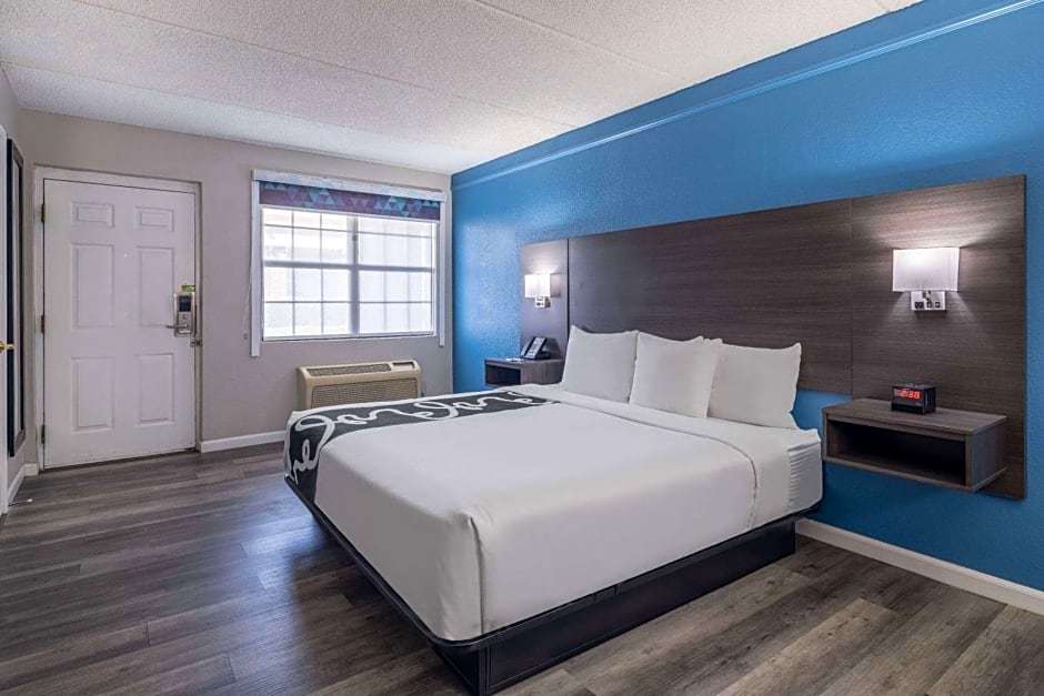 La Quinta Inn & Suites by Wyndham Sacramento North