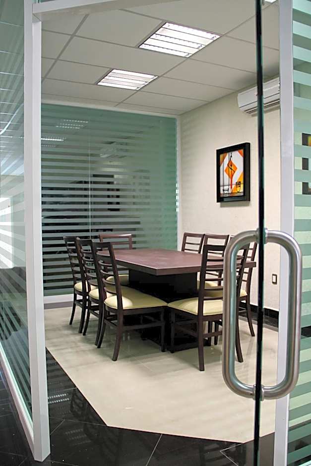 HOTEL PORTONOVO PLAZA GUADALAJARA