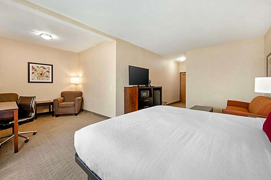 Best Western Plus Howe Inn