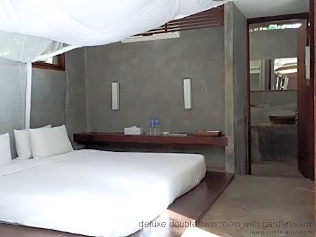 Deluxe Double or Twin Room with Garden View