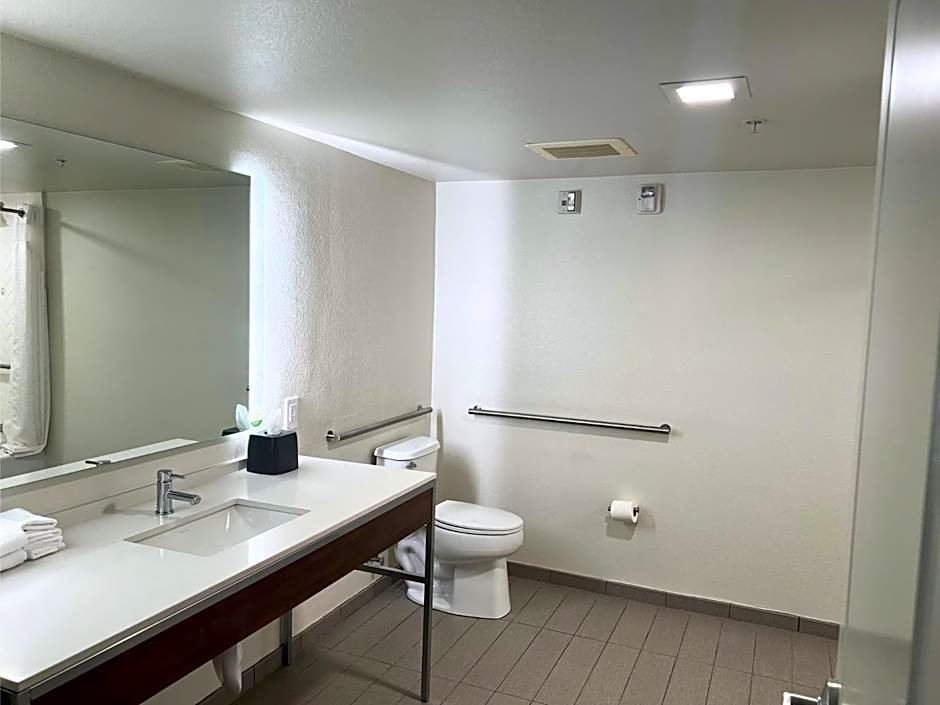 Holiday Inn Hotel & Suites Orange Park By IHG