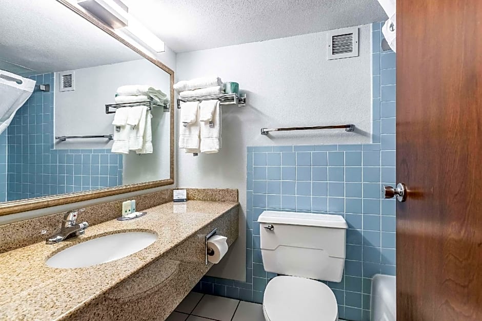 Quality Inn & Suites