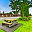 Arbutus Grove Motel