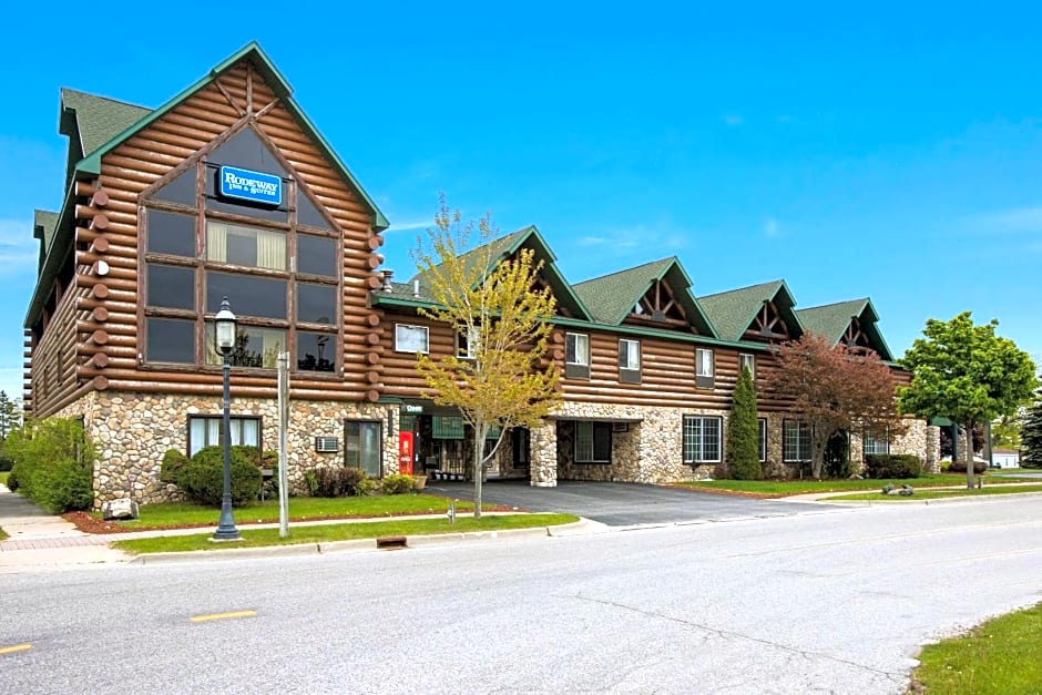 Rodeway Inn & Suites Mackinaw City – Bridgeview