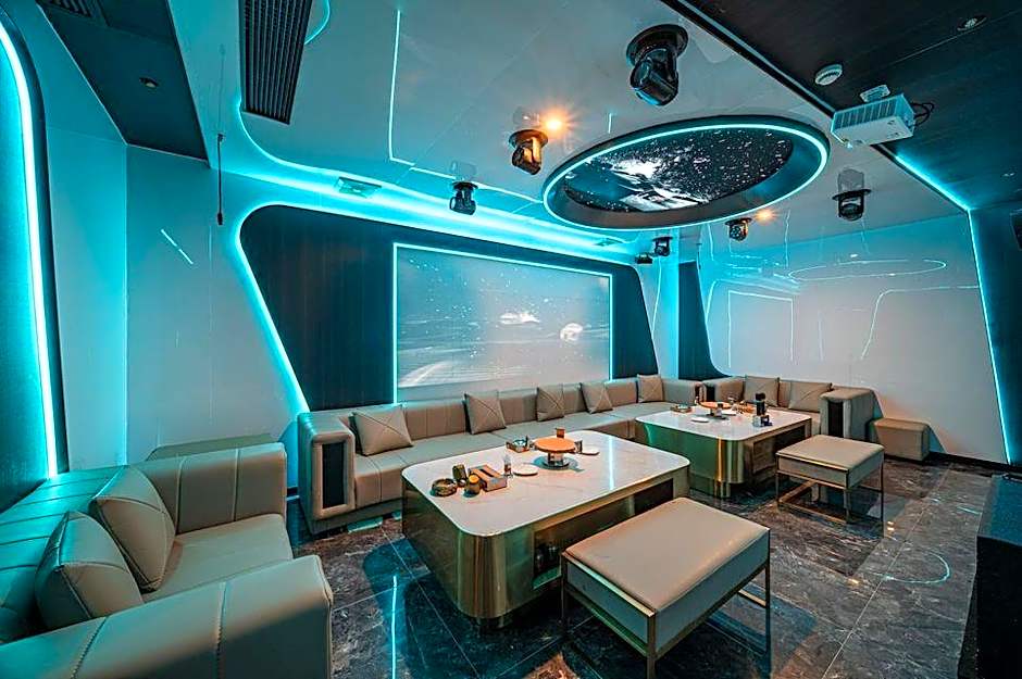 Manhattan Kinlen Hotel Shishi