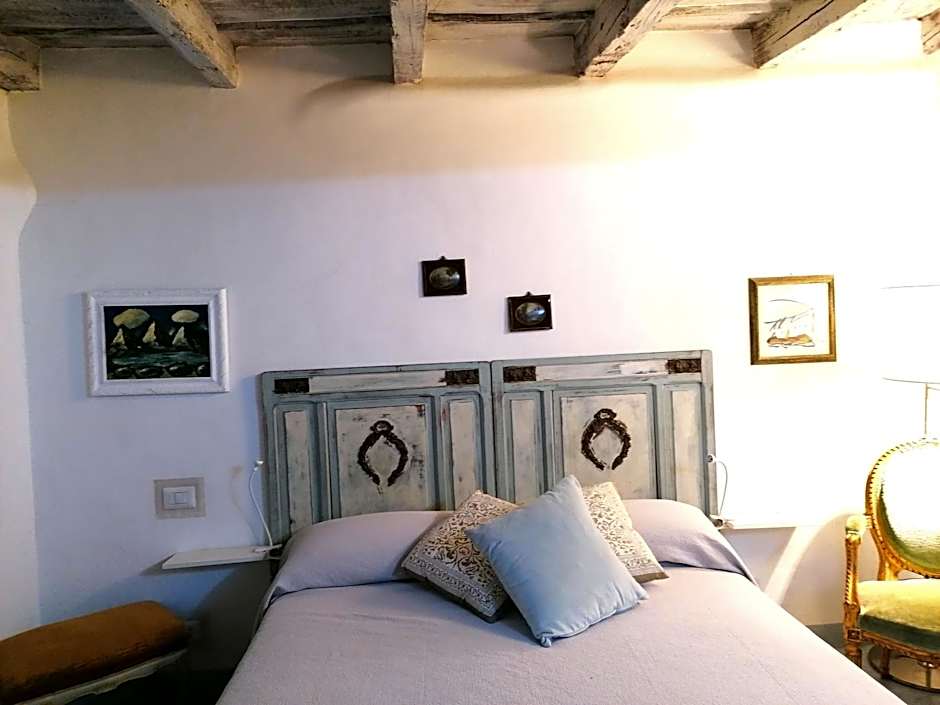 Corte delle Camelie Bed and Breakfast