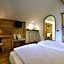 Hotel Azola