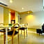 HARRIS Hotel & Residences Riverview Kuta, Bali