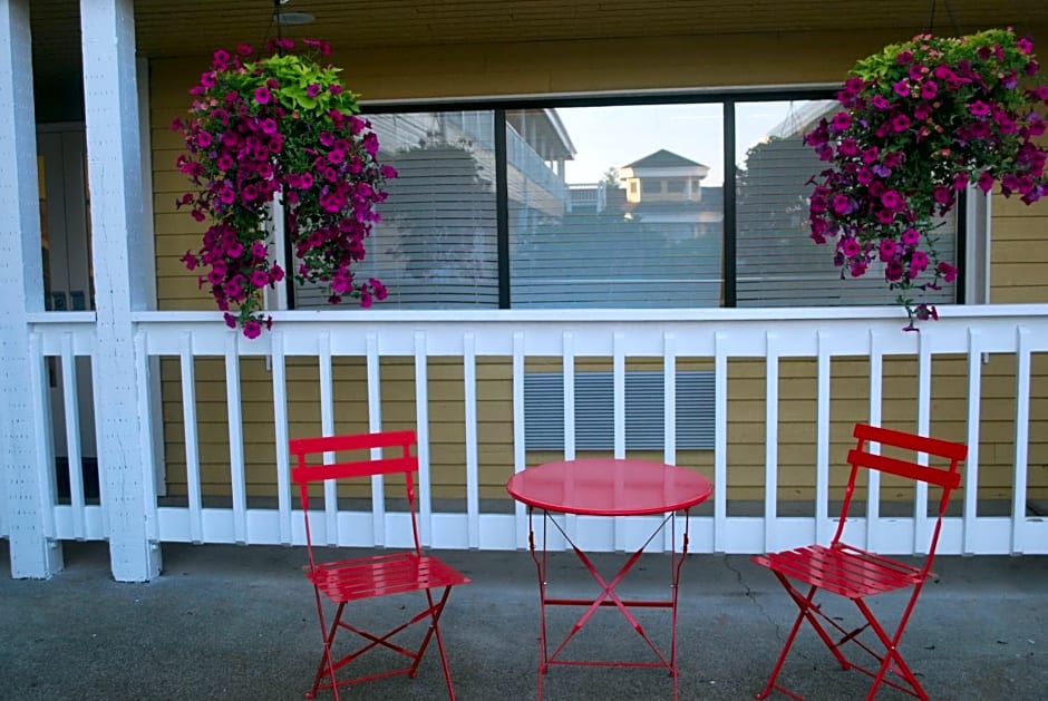 GuestHouse Inn Enumclaw
