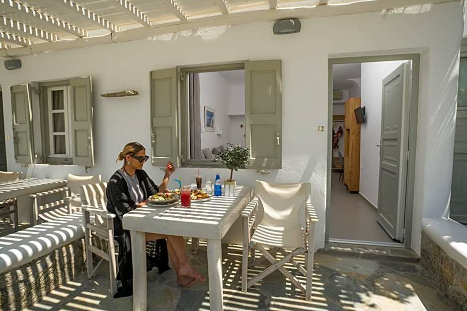 Agia Anna Beachfront Boutique