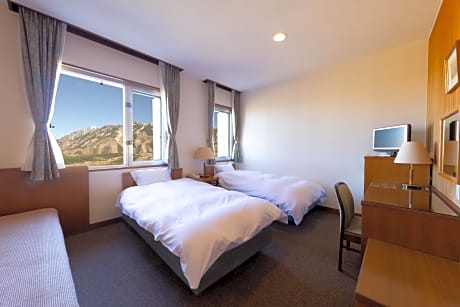 Twin Room with Bathroom
