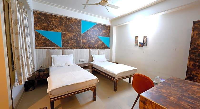 Hotel Oppera Mahipalpur - New Delhi 