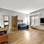 Hampton Inn & Suites Lancaster