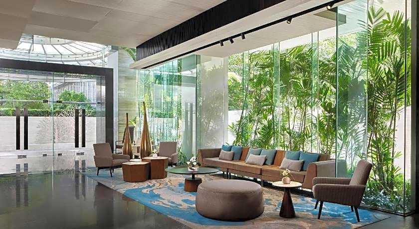 DoubleTree by Hilton Bangkok Ploenchit