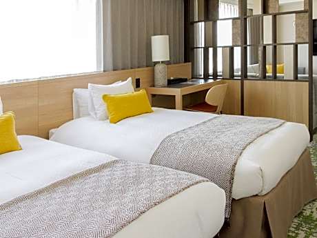 Deluxe Twin Room - Newly Renovated, Non-Smoking