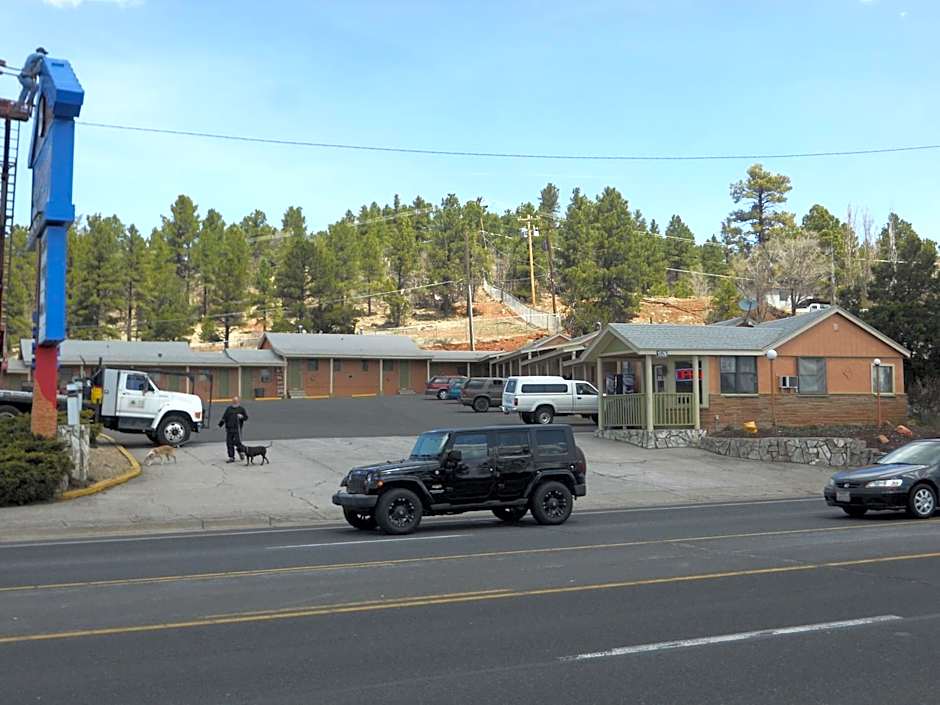 Travelers Inn