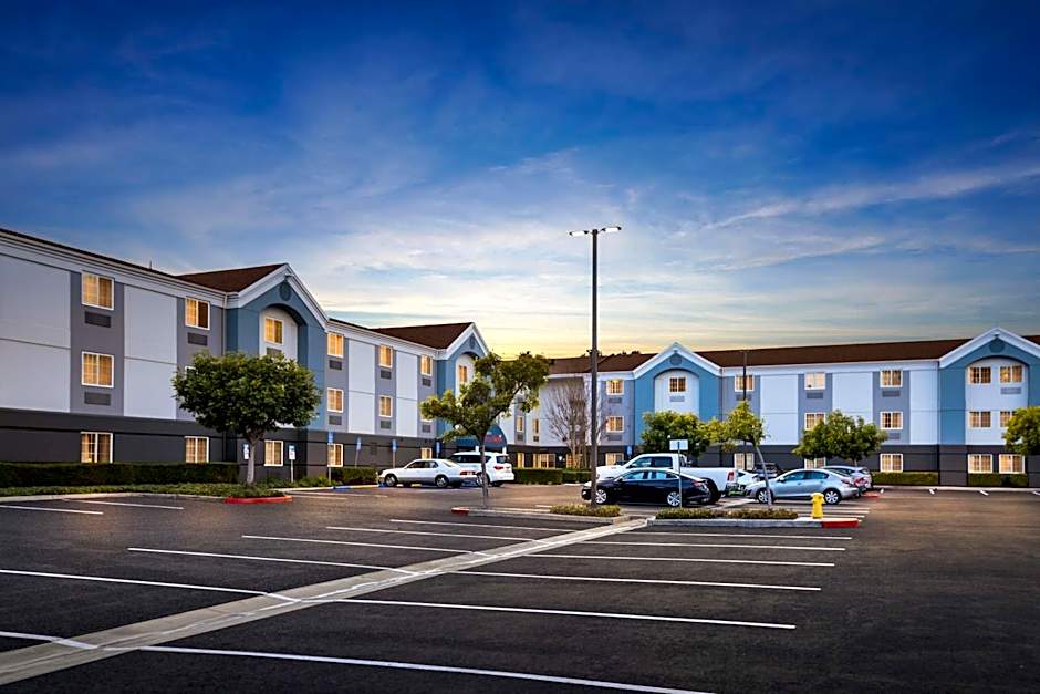 Sonesta Simply Suites Irvine East Foothill