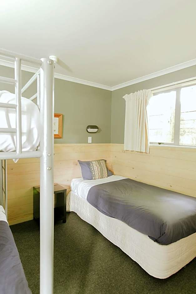 Waitomo Village Chalets home of Kiwipaka