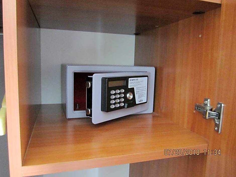 Adelphi Room & Breakfast