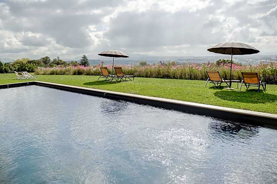 Chateau du Clair de Lune - Boutique Luxury Hotel