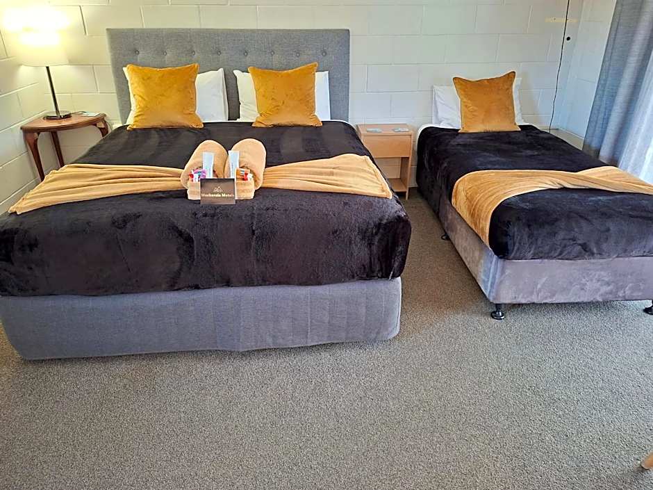 Mackenzie motels