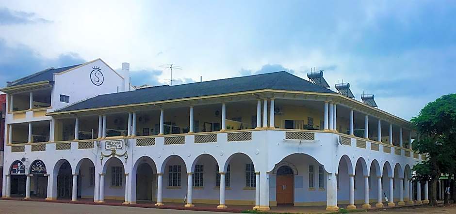 Selborne Hotel