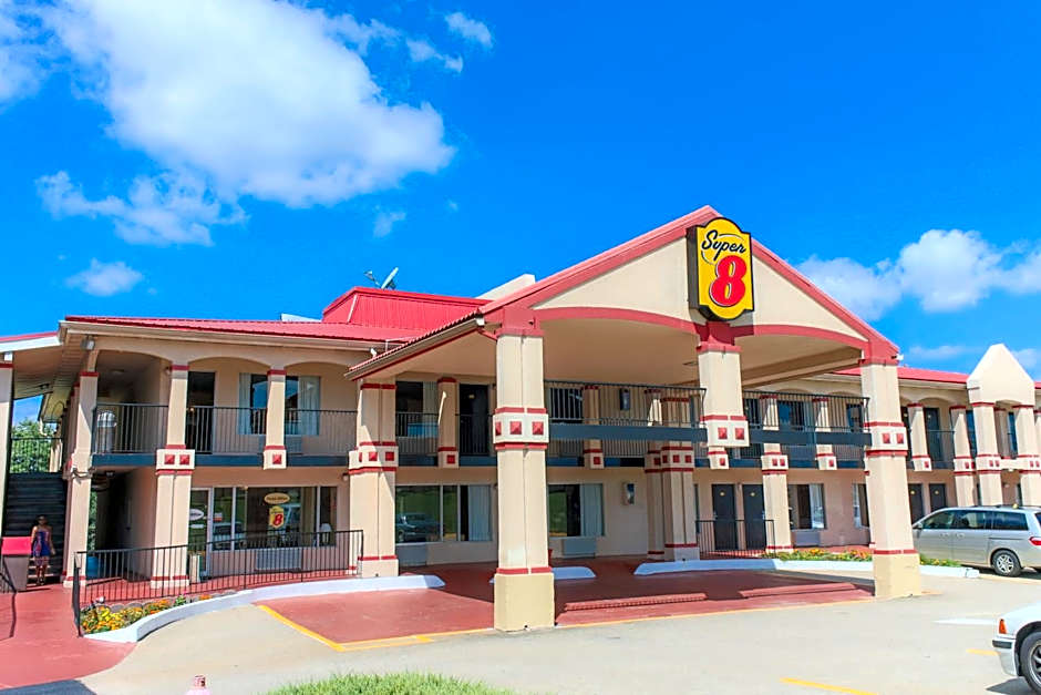 Super 8 By Wyndham Atlanta/Hartsfield Jackson Airport