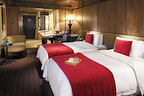 Executive Deluxe Twin Room - Breakfast Included, No Parking Fee Included