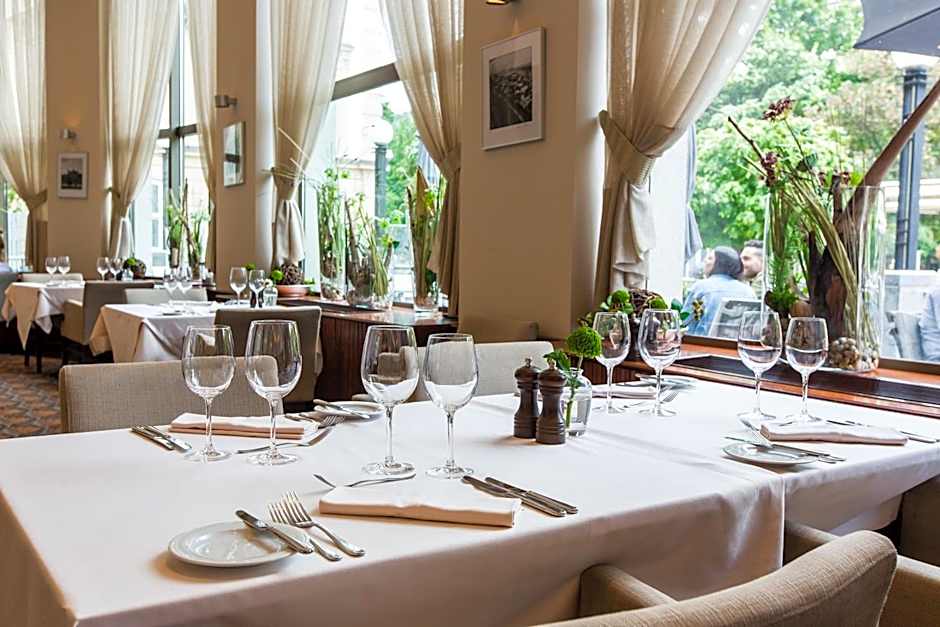 Radisson Blu Carlton Hotel, Bratislava