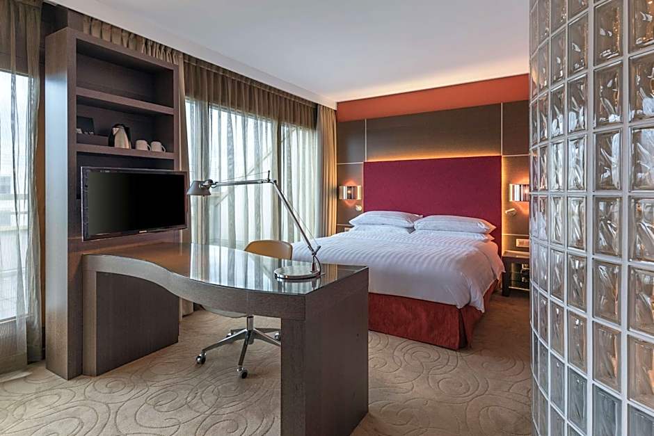 Hilton Geneva Hotel and Conference Centre